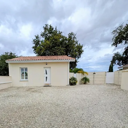 L'echappee Medocaine - Jacuzzi Ou Piscine Au Coeur Du Medoc *