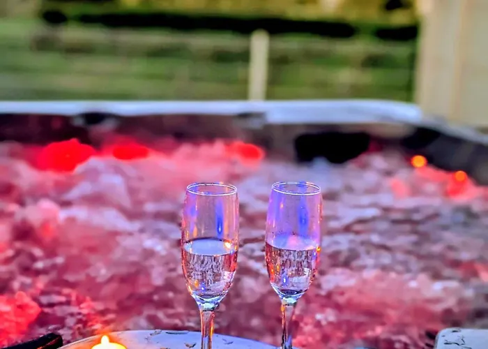 L'echappee Medocaine - Jacuzzi Ou Piscine Au Coeur Du Medoc Tatil Evi
